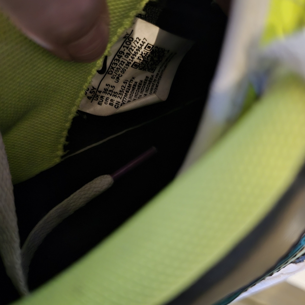 Nike Airforce - Picture 3 of 4